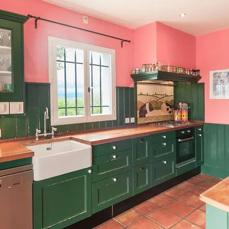 Beautiful Near Valbonne With Garden *